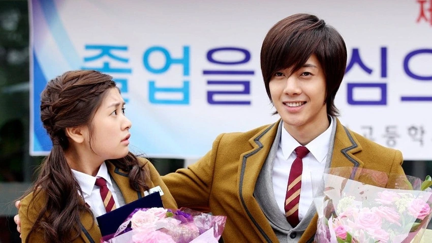 Download Playful Kiss | 2010 | Season 1 | Hindi Dubbed (ORG) | Complete All Episodes | K-Drama Tv Series | 720p Download Playful Kiss | 2010 | Season 1 | Hindi Dubbed (ORG) | Complete All Episodes | K-Drama Tv Series | MoviesNation